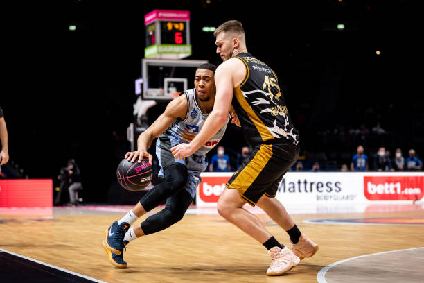 帽子戏法的 帽子戏法的